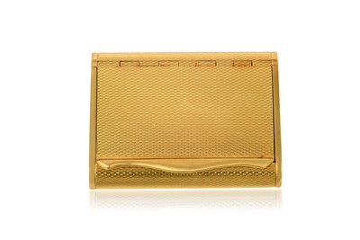 Lot 2090 - A Continental Gold Pill-Box