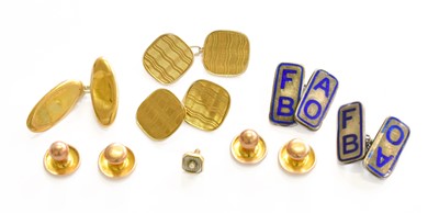 Lot 23 - A Small Quantity of Jewellery, including a...