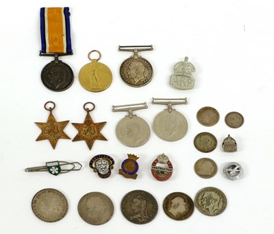 Lot 13 - A First World War Pair, comprising British War...