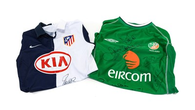 Lot 44 - Republic Of Ireland Replica Shirt