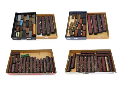 Lot 156 - OO Gauge Constructed Kit Rolling Stock