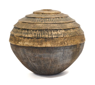Lot 589 - David Leach O.B.E (1911-2005): A Stoneware...