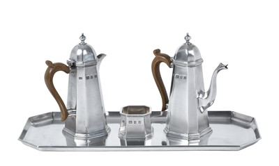 Lot 2124 - A Three-Piece George VI Silver Café-au-Lait Service With a Tray En Suite