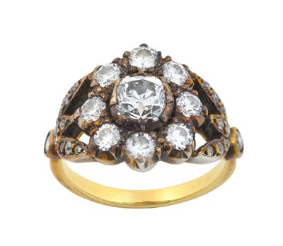 Lot 2310 - A Diamond Cluster Ring the central raised old...