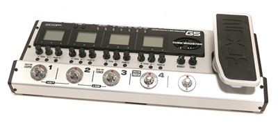 Lot 92 - Zoom G5 Guitar Effects & Amp Simulator Pedal