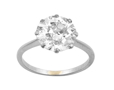 Lot 2319 - A Diamond Solitaire Ring the round brilliant...