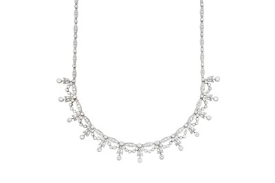 Lot 2231 - A Diamond Necklace graduated lozenge shaped...
