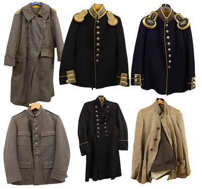 Lot 129 - A Mid-20th Century Uniform to a Lieutenant...