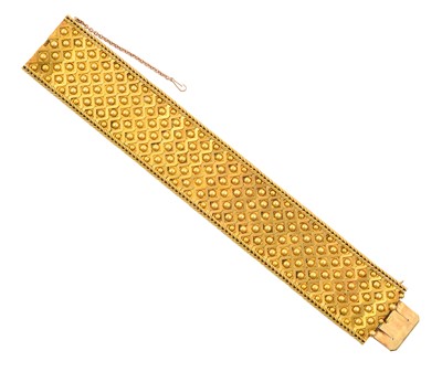 Lot 2301 - A Fancy Link Articulated Bracelet zig-zag...