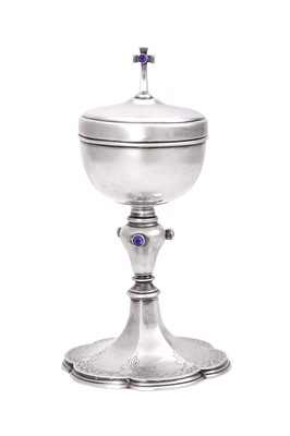 Lot 2080 - An Elizabeth II Silver and Gem-Set Ciborium and Cover