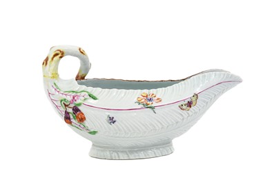 Lot 39 - A Worcester Porcelain Cos Lettuce Leaf...