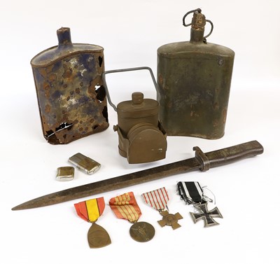 Lot 97 - Militaria, comprising a German Ersatz bayonet,...