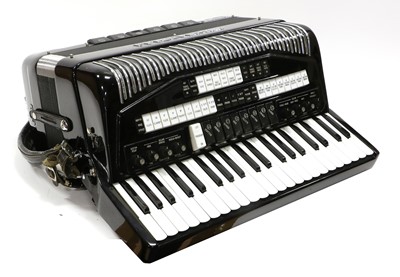 Lot 49 - Crucianelli Magic Vox S Electronic Accordion