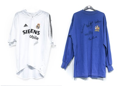 Lot 4046 - Manchester United European Cup 1968 Signed Shirt