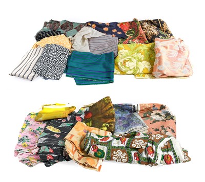 Lot 2048 - Assorted Mid 20th Century Furnishing and Dress...