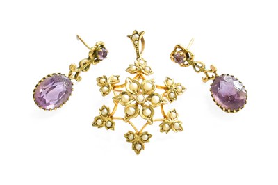 Lot 9 - A Split Pearl Brooch/Pendant, the central...