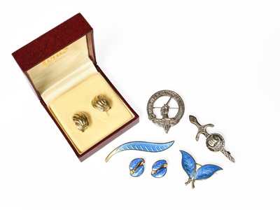 Lot 48 - A Small Quantity of Jewellery, comprising a...