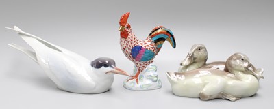 Lot 207 - A Herend Model of a Cockerel, 14cm high,...
