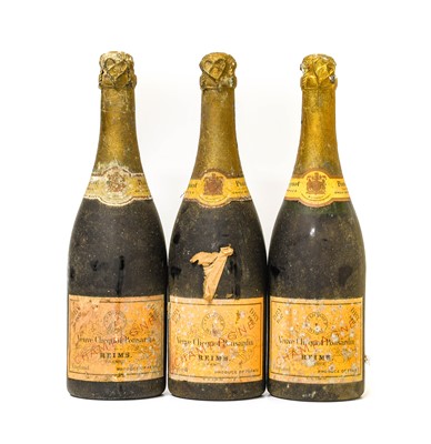Lot 3011 - Veuve Clicquot 1937 Dry Champagne (three bottles)