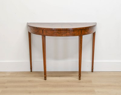 Lot 662 - A George III Satinwood, Crossbanded and...