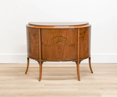 Lot 665 - An Edwardian Mahogany, Marquetry and Parquetry-...