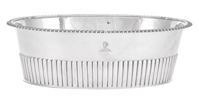 Lot 1131 - A Victorian Silver Basin