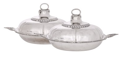 Lot 835 - A Pair of Edward VII Silver Entrée-Dishes and Covers