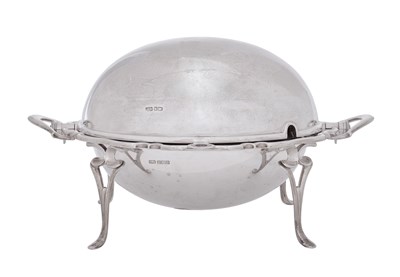 Lot 836 - An Edward VII Silver Revolving-Tureen