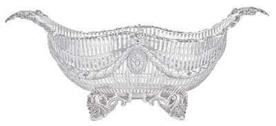Lot 1024 - A Victorian Scottish Silver Basket
