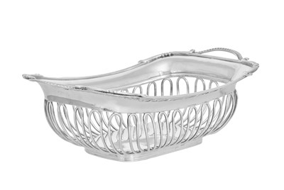 Lot 1004 - A George III Silver Basket