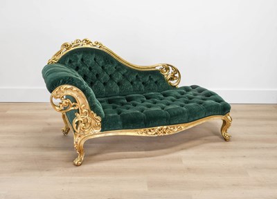 Lot 287 - A Carved Giltwood and Gesso Chaise Longue,...