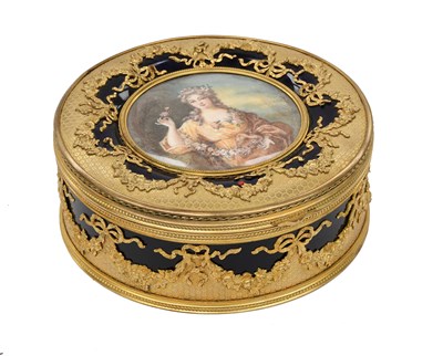 Lot 105 - A French Porcelain Dressing Table Box with...