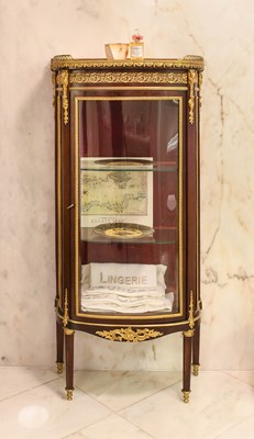 Lot 363 - A Mahogany and Gilt Metal-Mounted Vitrine,...