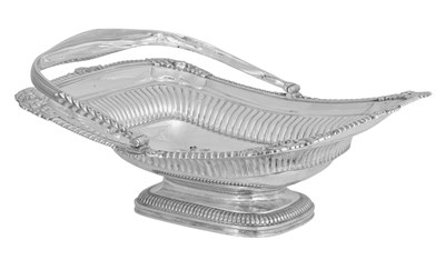 Lot 1006 - A George III Silver Basket