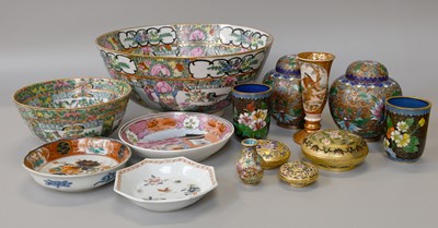 Lot 35 - Assorted Chinese and Japanese Porcelain and...