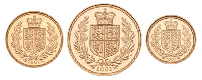 Lot 167 - UK, Gold Proof Three-Coin Sovereign Set 2002,...