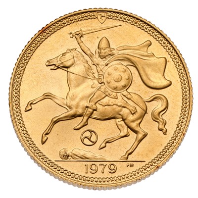 Lot 197 - Isle of Man, Sovereign 1979, struck to...