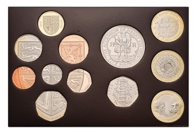Lot 239 - 2009 Deluxe UK Proof Coin set, 12 coins from...