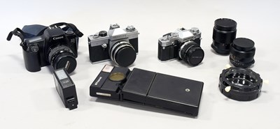 Lot 265 - Various Cameras