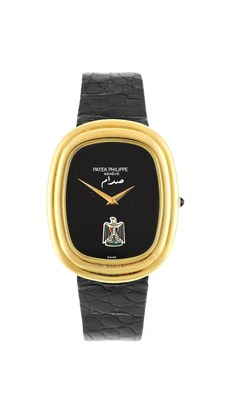 Lot 2304 - Patek Philippe: A Good 18 Carat Gold...