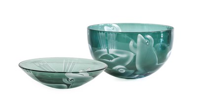 Lot 45 - Ruth Dresman (b.1961): Frog Bowl, hand blown...