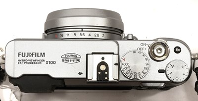 Lot 162 - Fujifilm Finepix X100 Camera