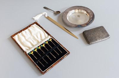Lot 140 - A Collection of Assorted Silver, comprising an...
