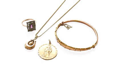 Lot 230 - A Small Quantity of Jewellery, including a 9...