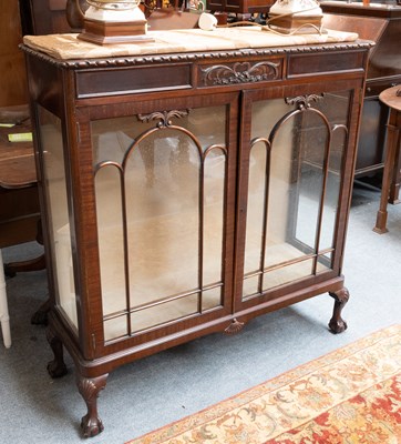 Lot 1289 - A 1920s Mahogany Vitrine, 108cm by 36cm by 114cm