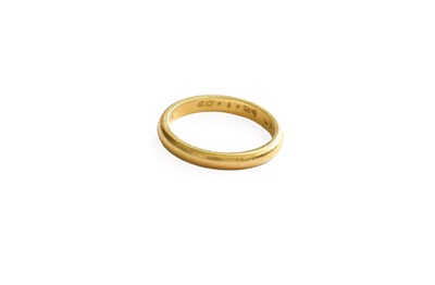 Lot 437 - An 18ct Gold Band Ring, finger size M1/2