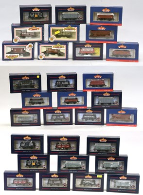 Lot 3170 - Bachman OO Gauge A Collection Of 30 Assorted Wagons