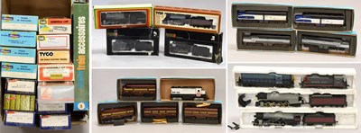 Lot 3279 - Various US Outline HO Gauge Locomotives