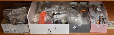 Lot 351 - A Quantity of Wristwatch Straps (in 4 boxes)