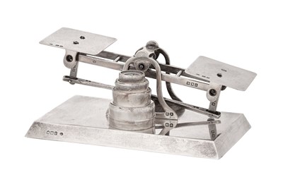 Lot 946 - A Set of George V Silver Postal-Scales